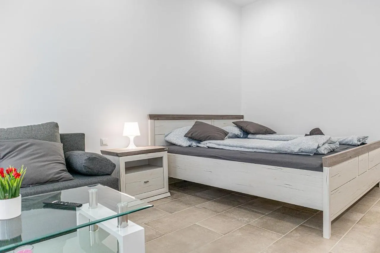 Homelike 2Br Apt Near U1 Reumannplatz - 9 Min To Center Wenen 0*,