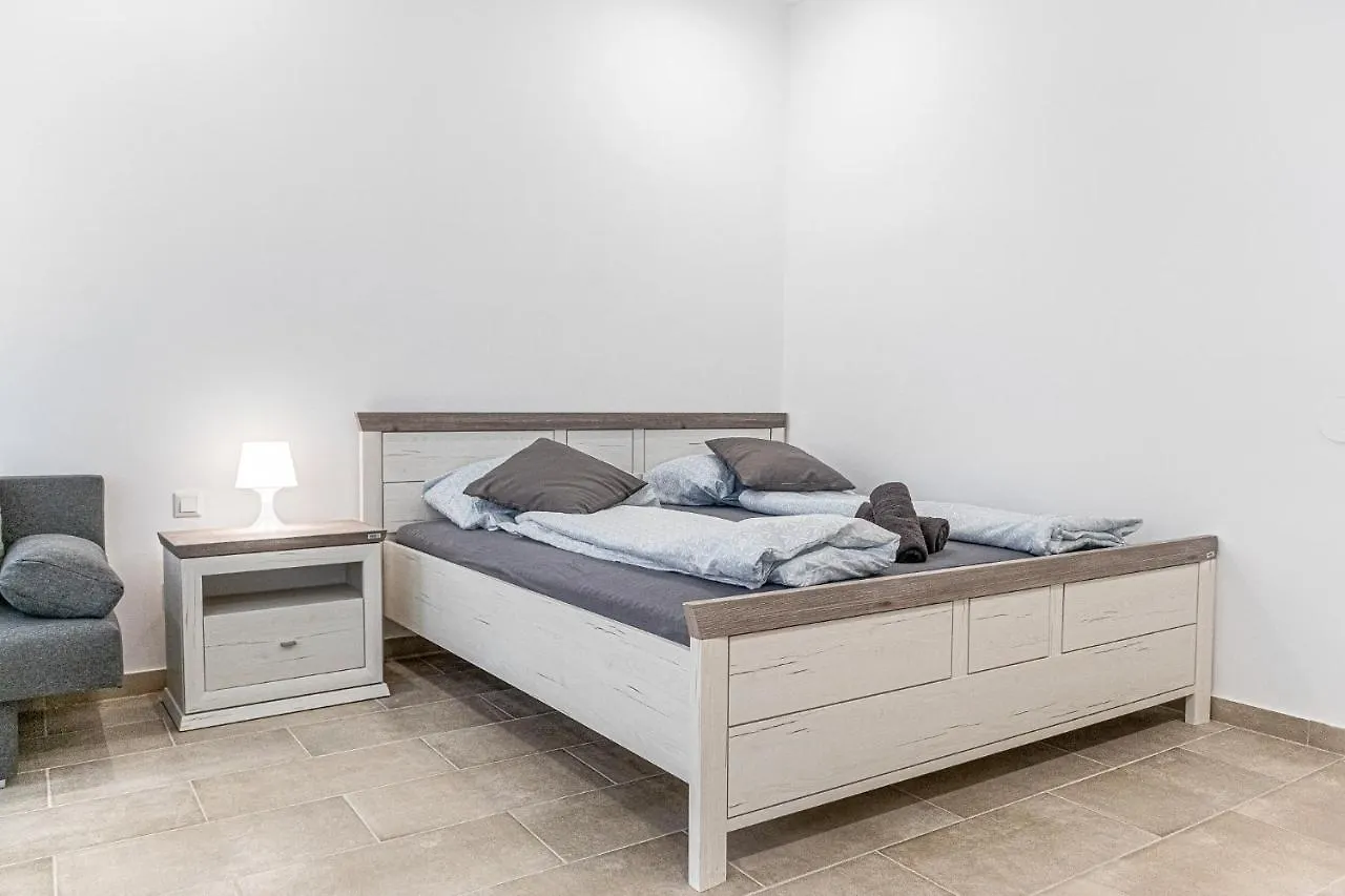Homelike 2Br Apt Near U1 Reumannplatz - 9 Min To Center Viena