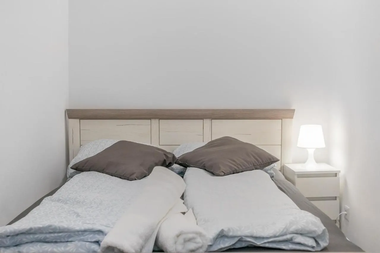 Homelike 2Br Apt Near U1 Reumannplatz - 9 Min To Center Viena Austria